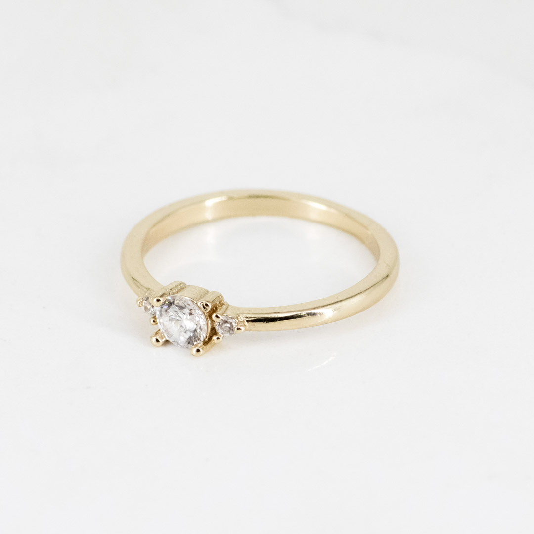ANILLO SOLITARIO 3 CRISTALES